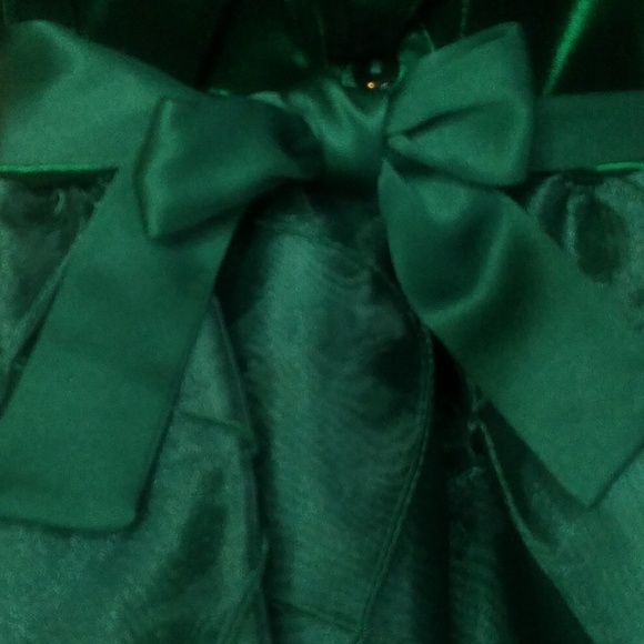 Holiday dress Rare Edition 6 months green velvet - Picture 3 of 5